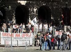Por um movimento estudantil que lute em defesa do direito de greve, contra os cortes de pontos e pela unificação nacional da greve do funcionalismo público