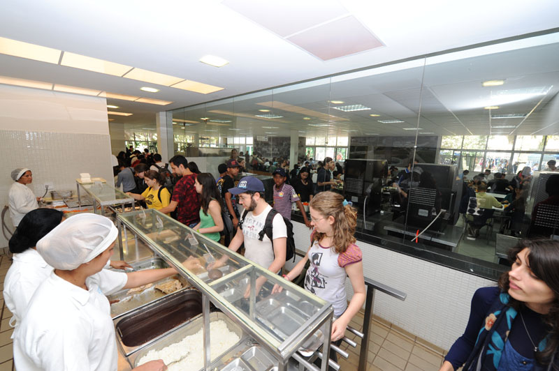 Mais de 1000 estudantes por dia serão prejudicados com fechamento de restaurante da USP