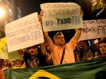 Danilo Magrão, professor da rede pública, comenta as propostas para educação de Dilma e Aécio
